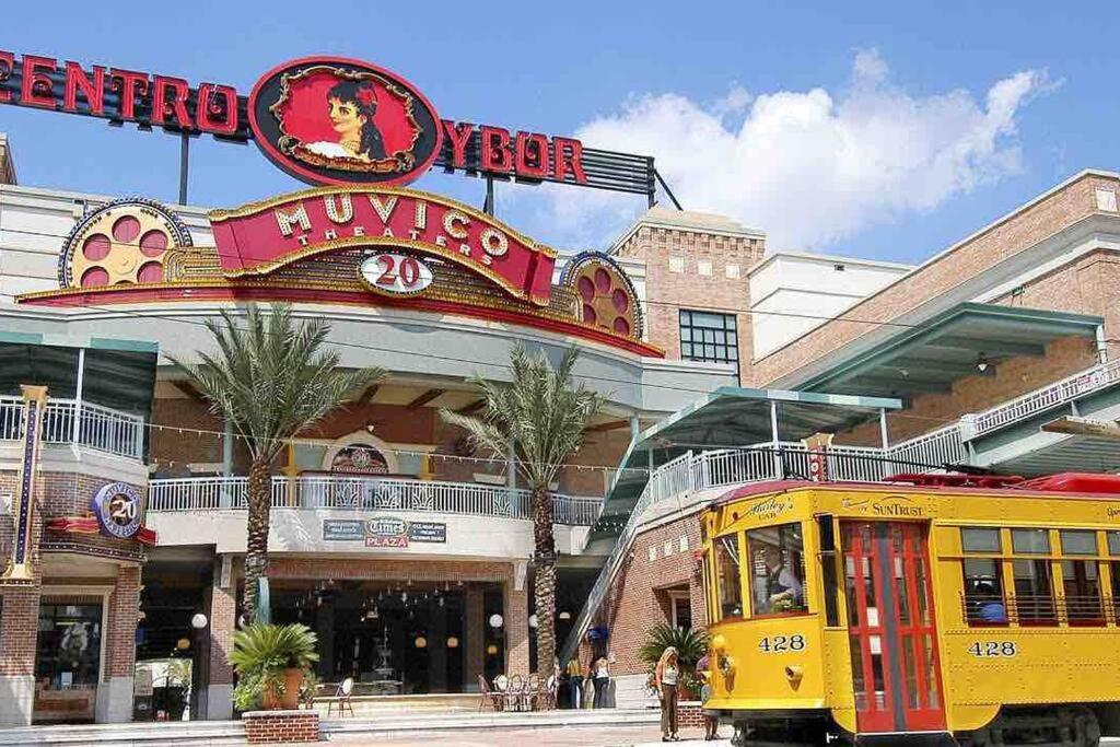 The Little Paris Suite Tampa Exterior photo